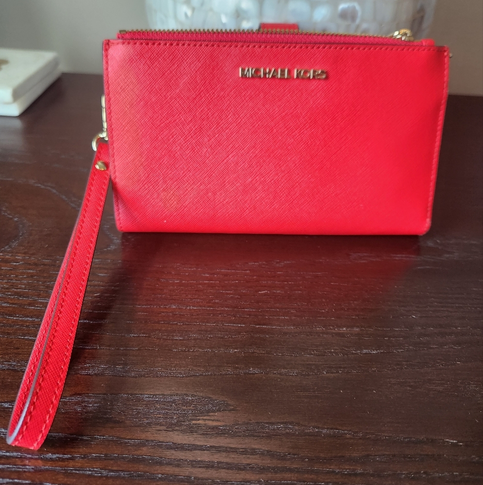 Michael Kors Wristlet